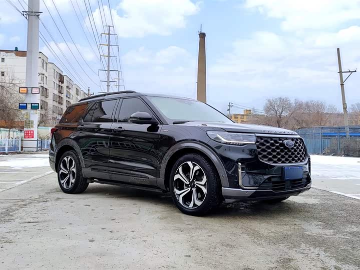 Фото 3 - Ford Explorer