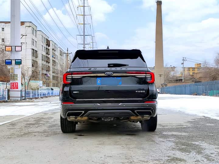 Фото 5 - Ford Explorer