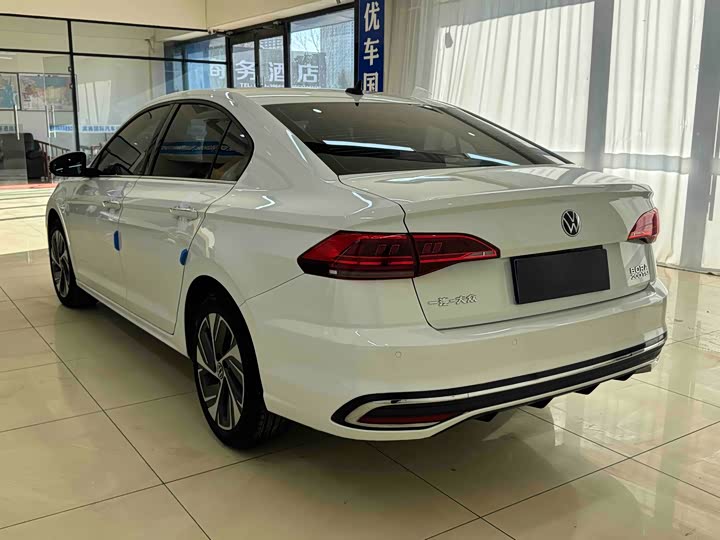 Фото 4 - Volkswagen Bora