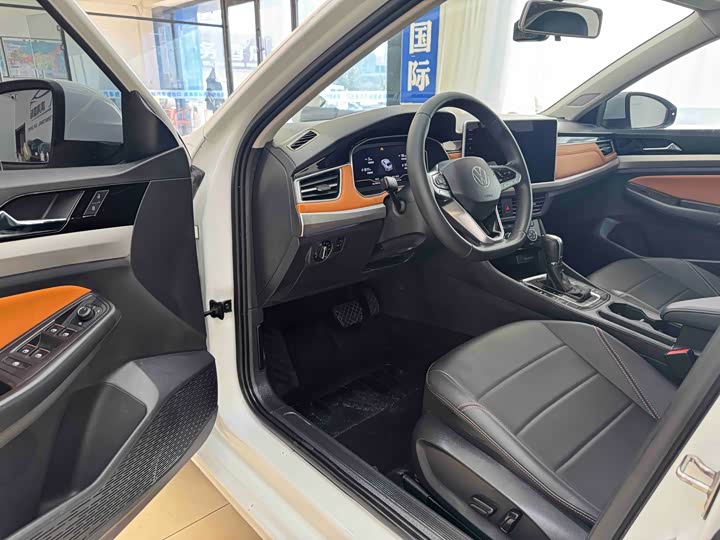 Фото 7 - Volkswagen Bora