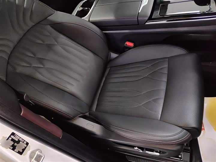 Фото 25 - GAC Trumpchi M8