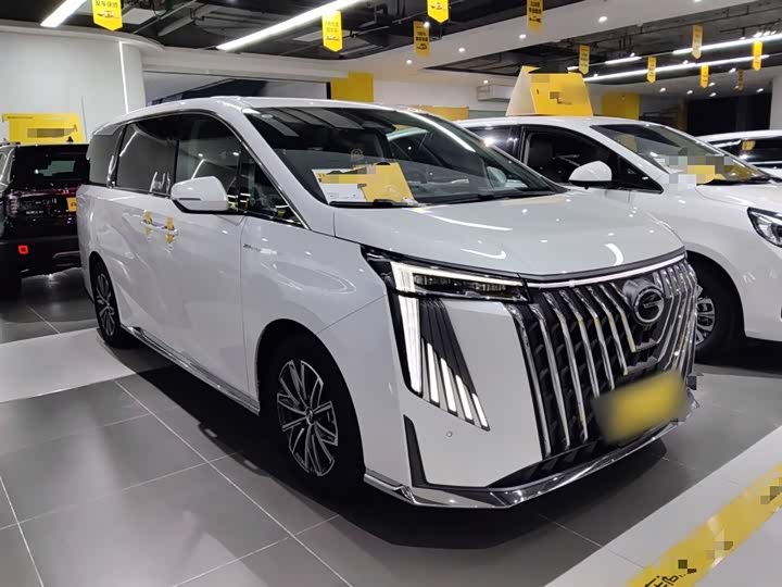 Фото 4 - GAC Trumpchi M8