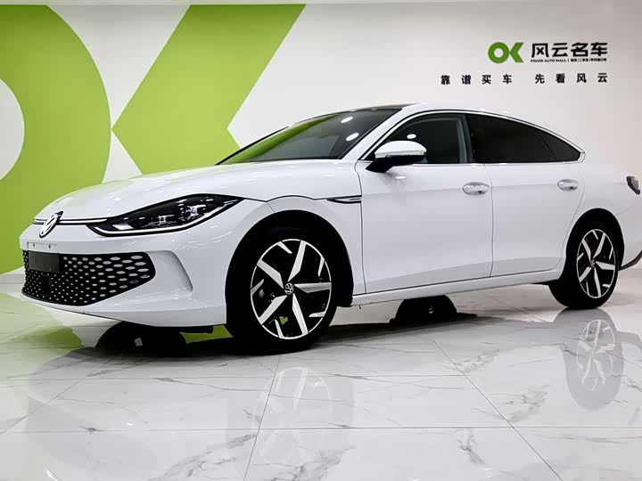 Фото 1 - Volkswagen Lamando L