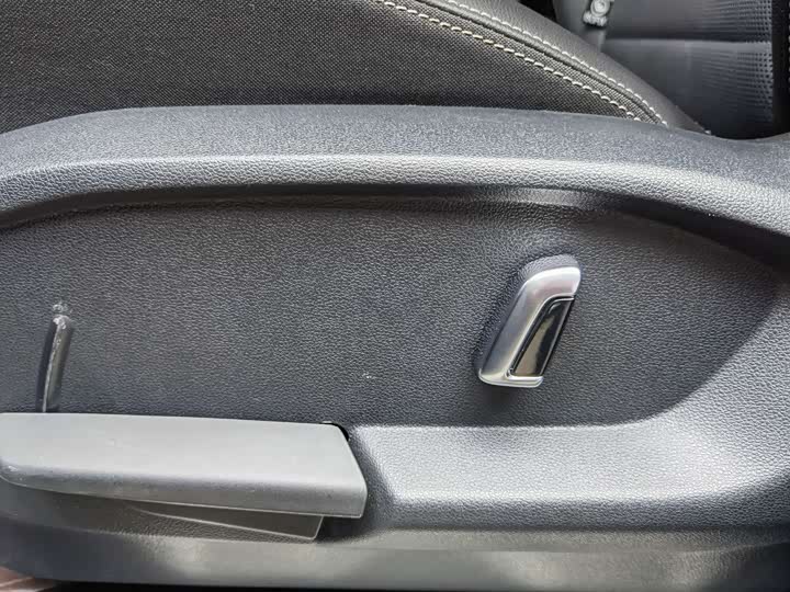 Фото 15 - Volkswagen Talagon