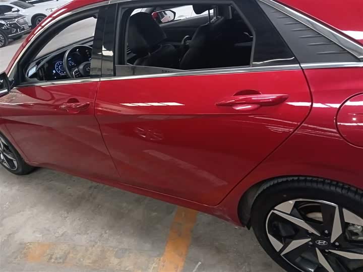 Фото 5 - Hyundai Elantra N line