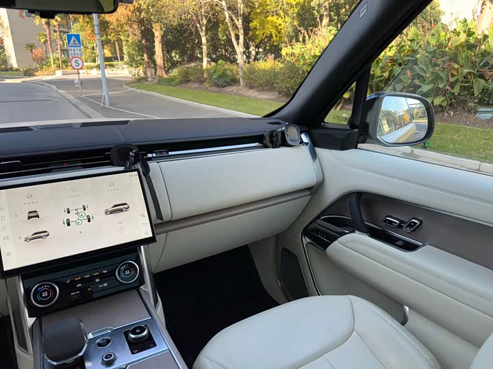 Фото 29 - Land Rover Range Rover