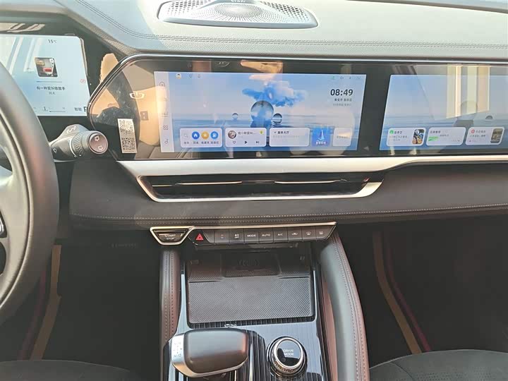 Фото 13 - Geely Monjaro