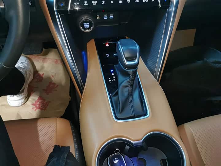 Фото 14 - Toyota Venza