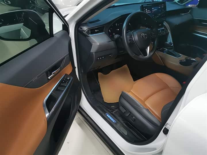 Фото 15 - Toyota Venza