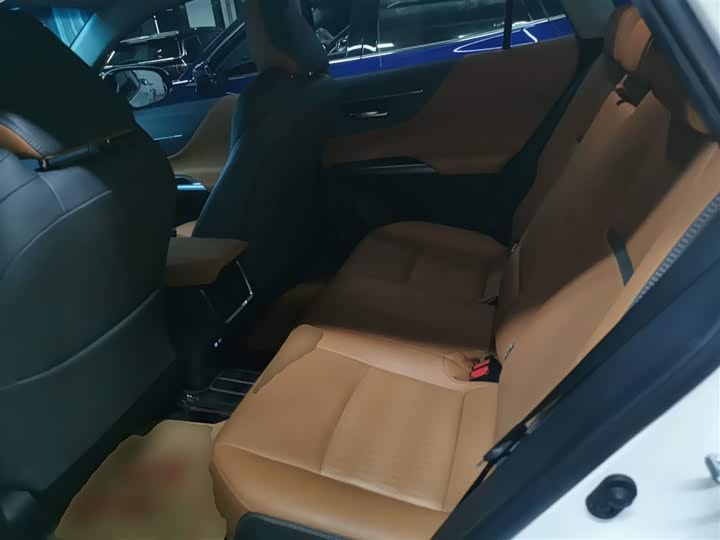 Фото 17 - Toyota Venza