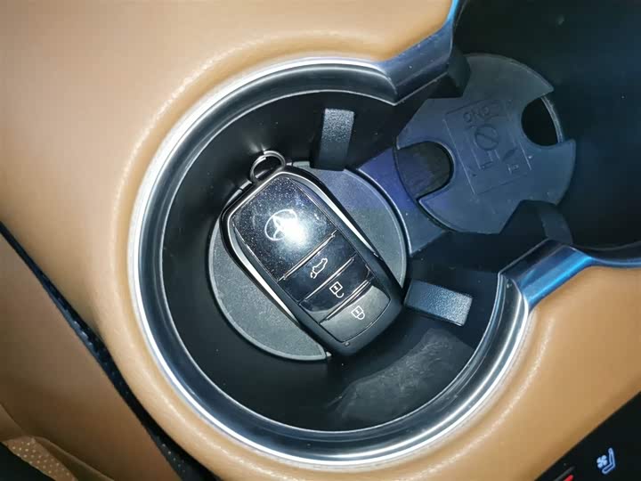 Фото 9 - Toyota Venza