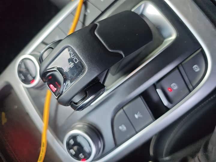 Фото 7 - Tank 300