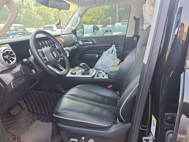 Фото 8 - Tank 300