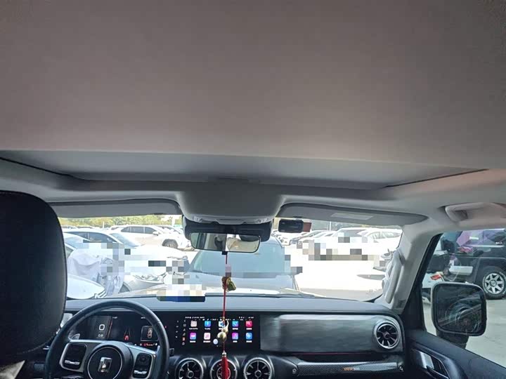 Фото 9 - Tank 300