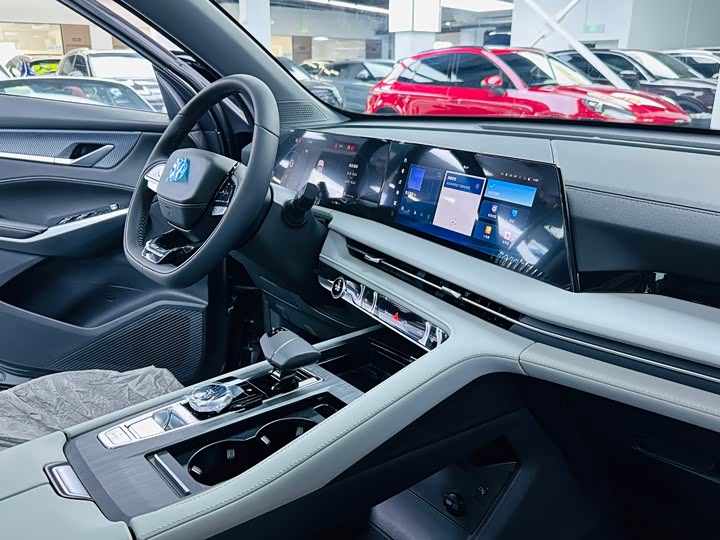 Фото 7 - Changan CS75 Plus