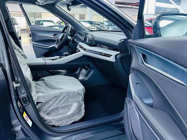 Фото 8 - Changan CS75 Plus