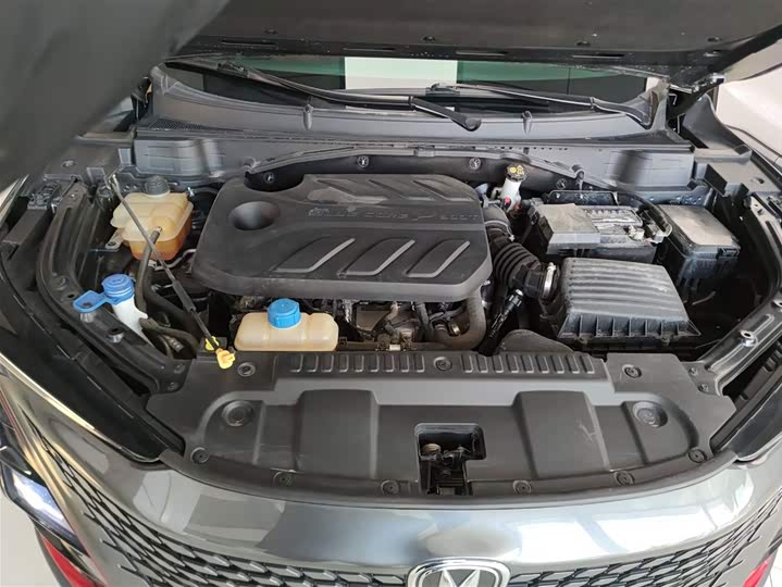 Фото 20 - Changan UNI-T