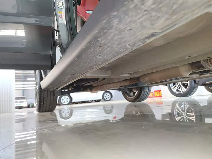 Фото 21 - Changan UNI-T