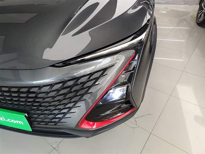 Фото 24 - Changan UNI-T