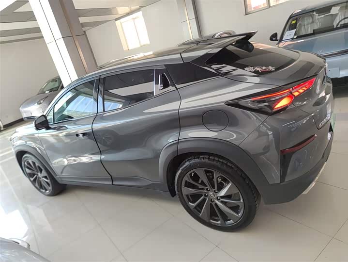 Фото 5 - Changan UNI-T