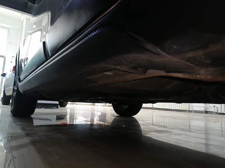 Фото 22 - Geely Vision X3