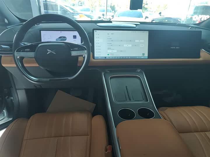 Фото 10 - XPeng G9