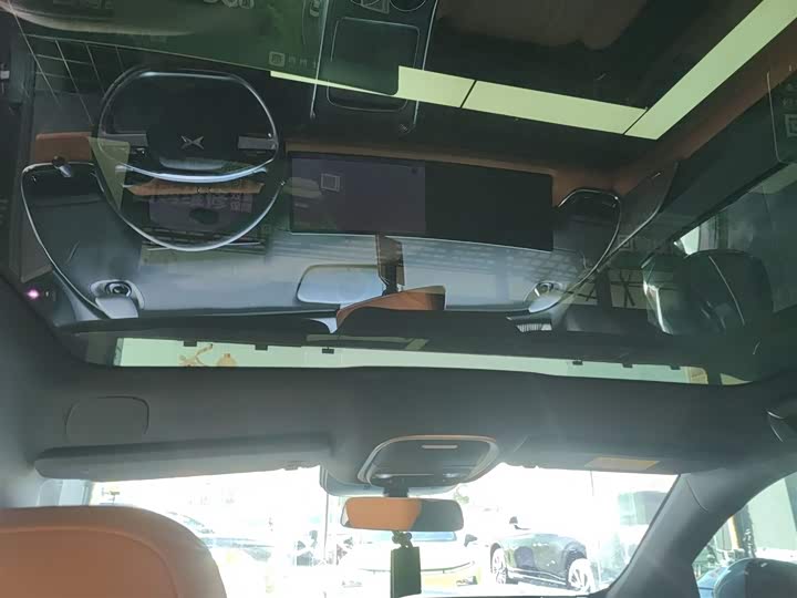 Фото 18 - XPeng G9