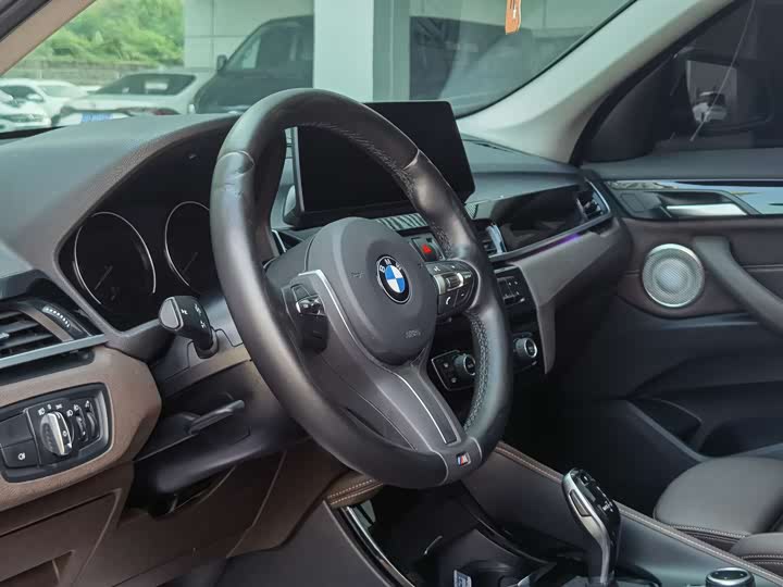 Фото 13 - BMW X1