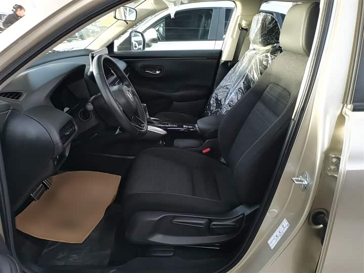 Фото 15 - Honda HR-V