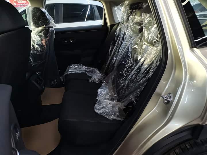 Фото 17 - Honda HR-V