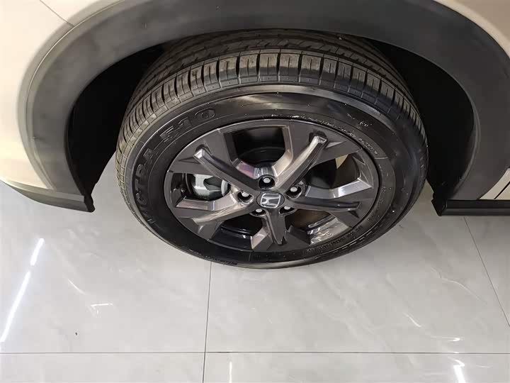 Фото 23 - Honda HR-V