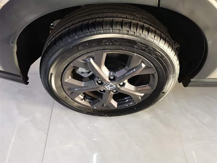 Фото 26 - Honda HR-V