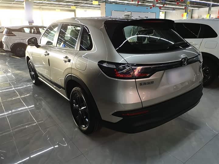 Фото 5 - Honda HR-V