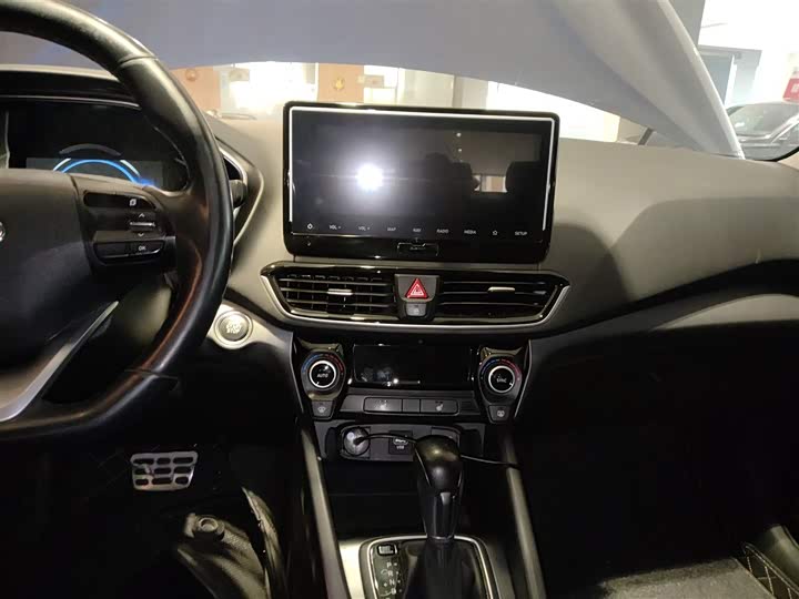 Фото 12 - Hyundai Lafesta