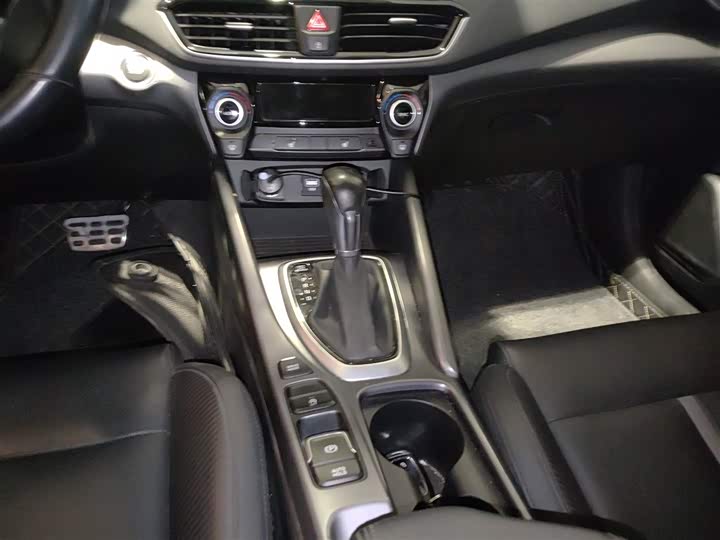 Фото 13 - Hyundai Lafesta