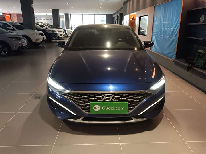 Фото 3 - Hyundai Lafesta