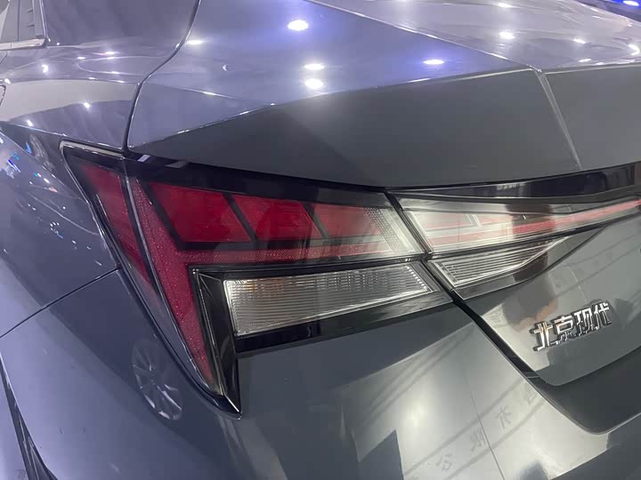 Фото 12 - Hyundai Elantra N line