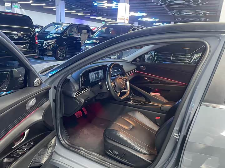 Фото 3 - Hyundai Elantra N line