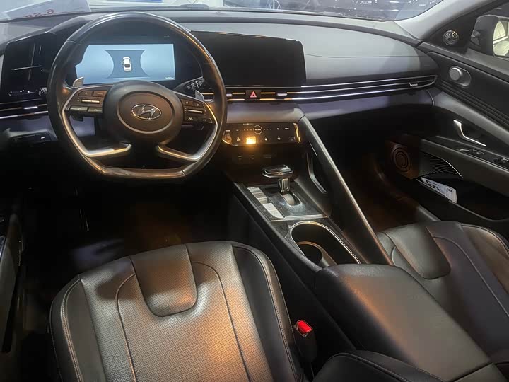 Фото 7 - Hyundai Elantra N line