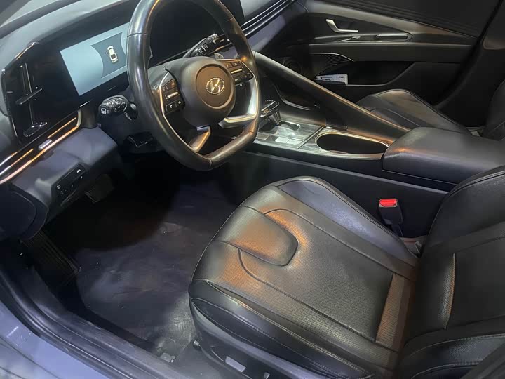 Фото 8 - Hyundai Elantra N line