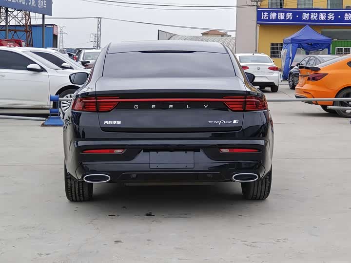Фото 12 - Geely Preface