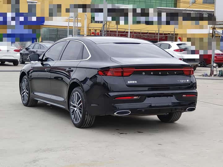 Фото 13 - Geely Preface