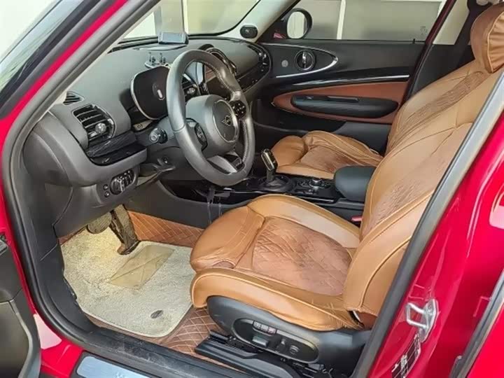 Фото 8 - Mini Clubman