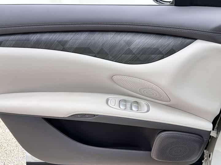 Фото 8 - IM motors LS6