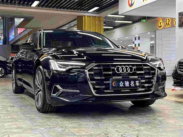 Фото 1 - Audi A6L