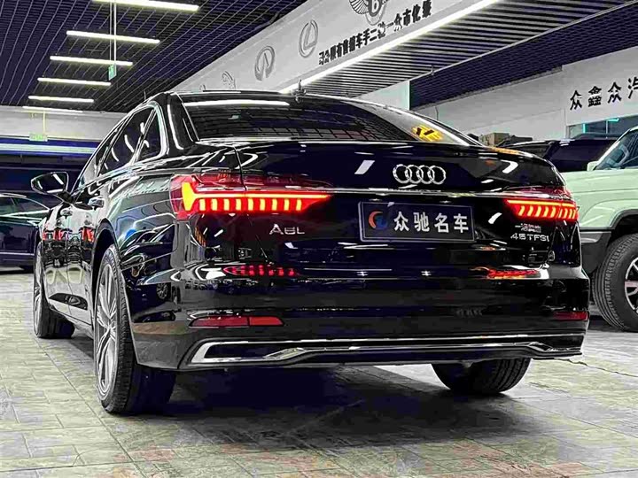 Фото 8 - Audi A6L