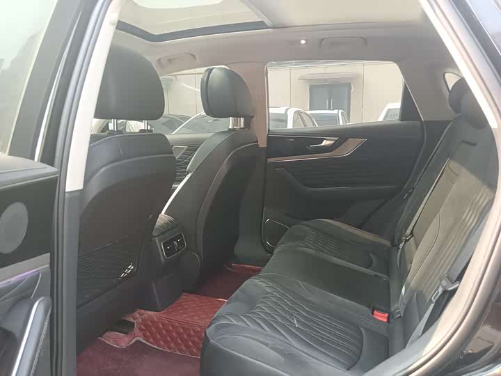 Фото 11 - Hongqi HS5