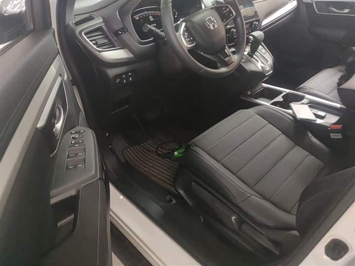 Фото 14 - Honda CR-V