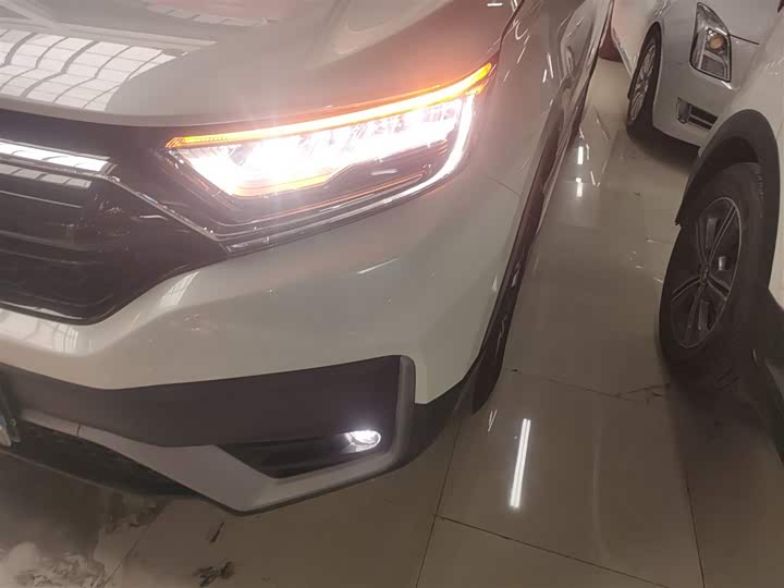 Фото 23 - Honda CR-V