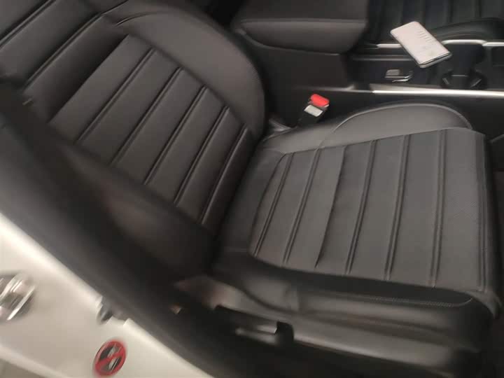 Фото 24 - Honda CR-V